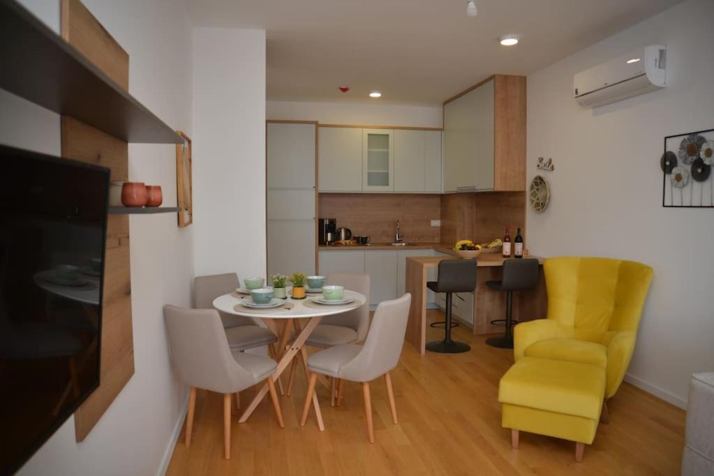 Design Flat With Impressive Boka Bay View Apartment Kotor Exterior photo