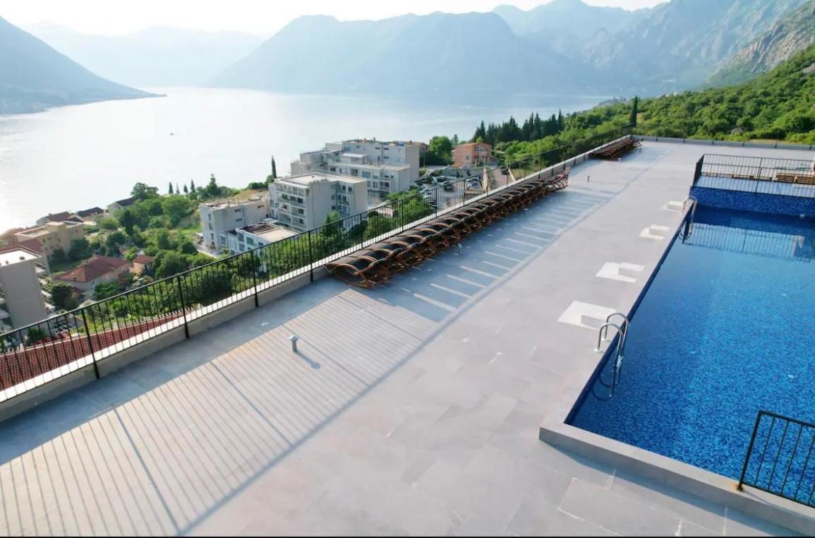 Design Flat With Impressive Boka Bay View Apartment Kotor Exterior photo