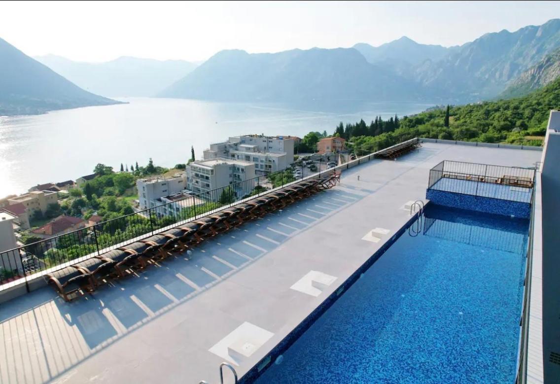 Design Flat With Impressive Boka Bay View Apartment Kotor Exterior photo
